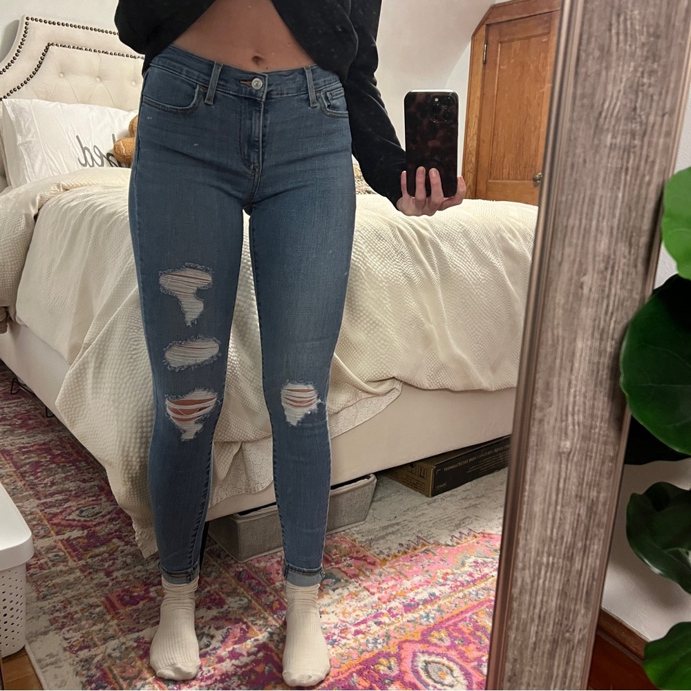Levi’s 710 Super Skinny Denim Jeans